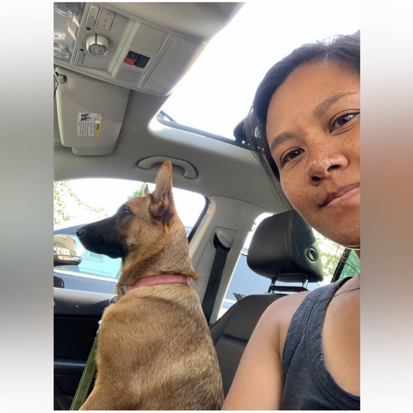 Meet your Posher - Picture 11 of 13